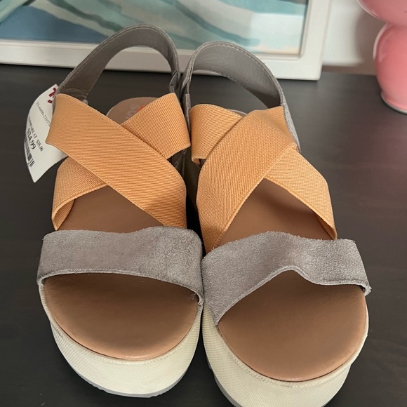 Sorel sandals platform size 5.5 - Picture 5 of 5